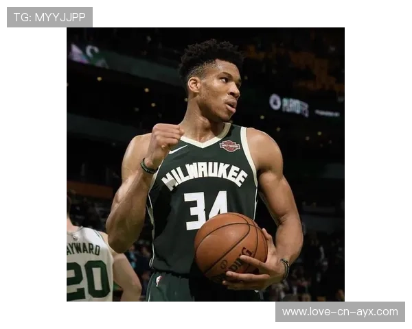 字母哥高空暴扣连取,雄鹿无限拉升士气