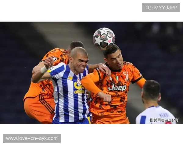 尤文的角球配合精心设计，头球破网成绝佳脚本